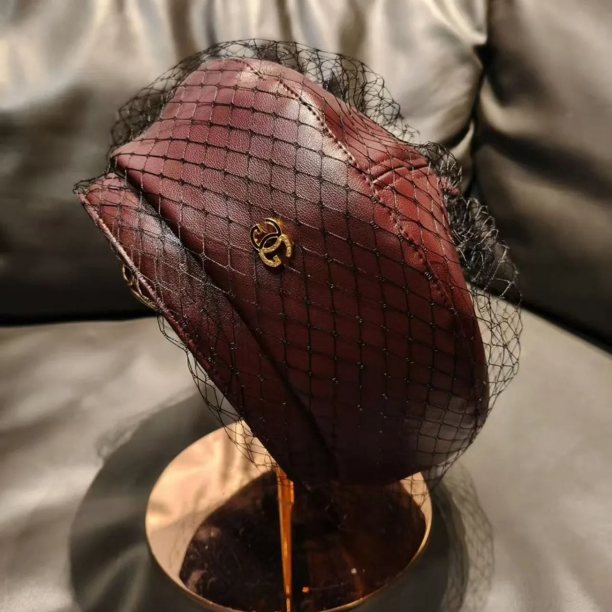 Ladies' New Mesh PU Leather Beret Outdoor Versatile Fashion Niche Artist Hats Casual Trendy Caps Suitable For All Seaso