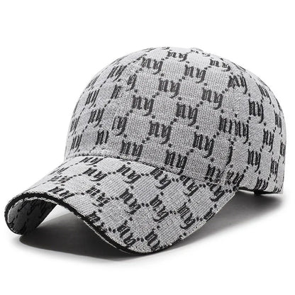 Elegant and Trendy White Baseball Cap: A Blend of Style and Versatility