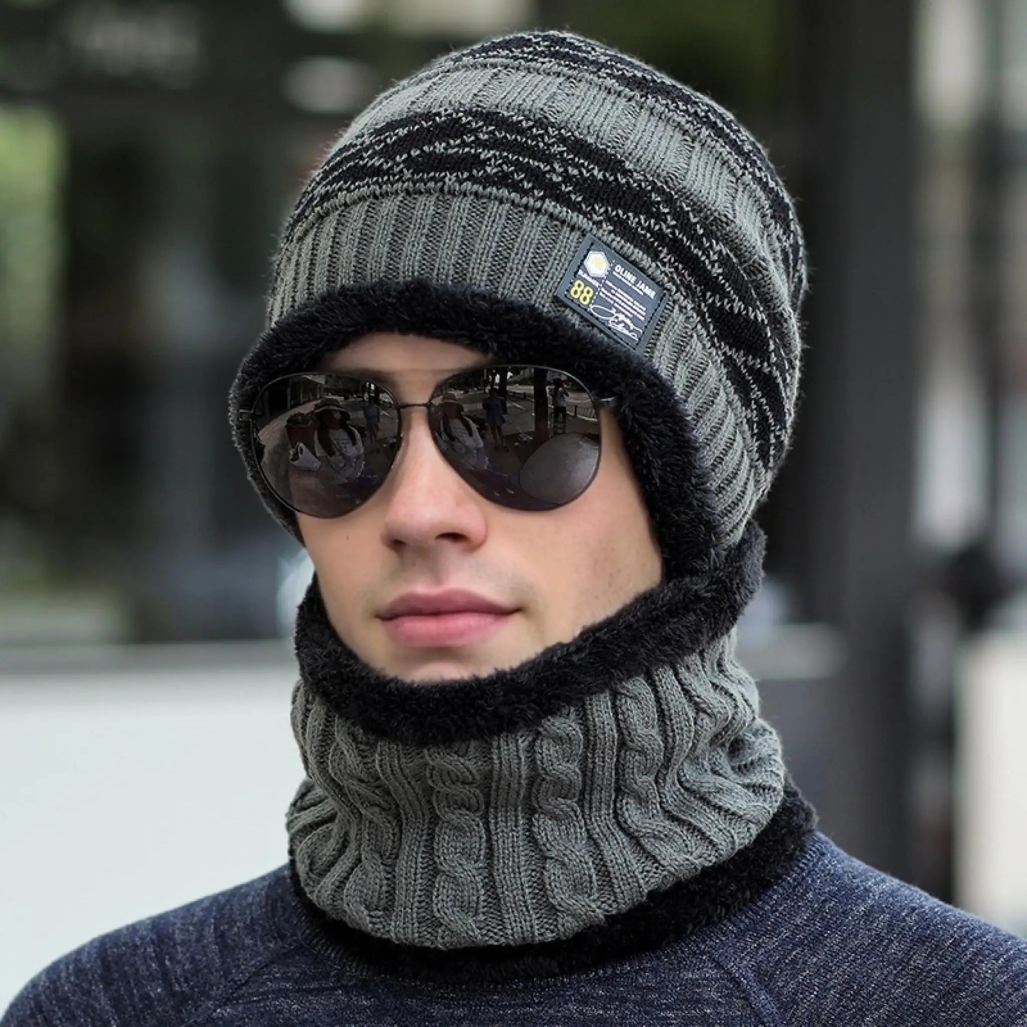 Hot Sale New Style Fashion Men & Women Knitted Hat Plush Fur Lining Thick Warm Hat Suit Stylish Winter Hats Leisure Beanie Cap ﻿