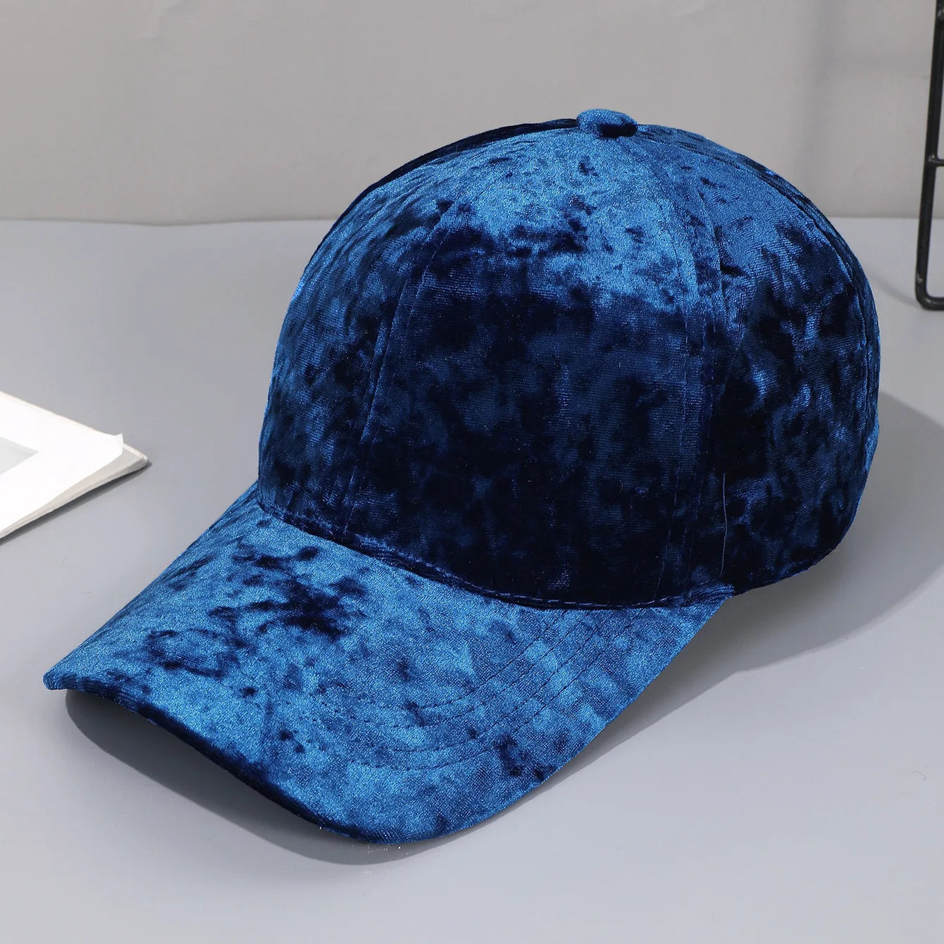 Autumn Winter Velvet Baseball Cap - Unisex Curved Brim Casual Hat, Soft Adjustable Snapback For Men Women