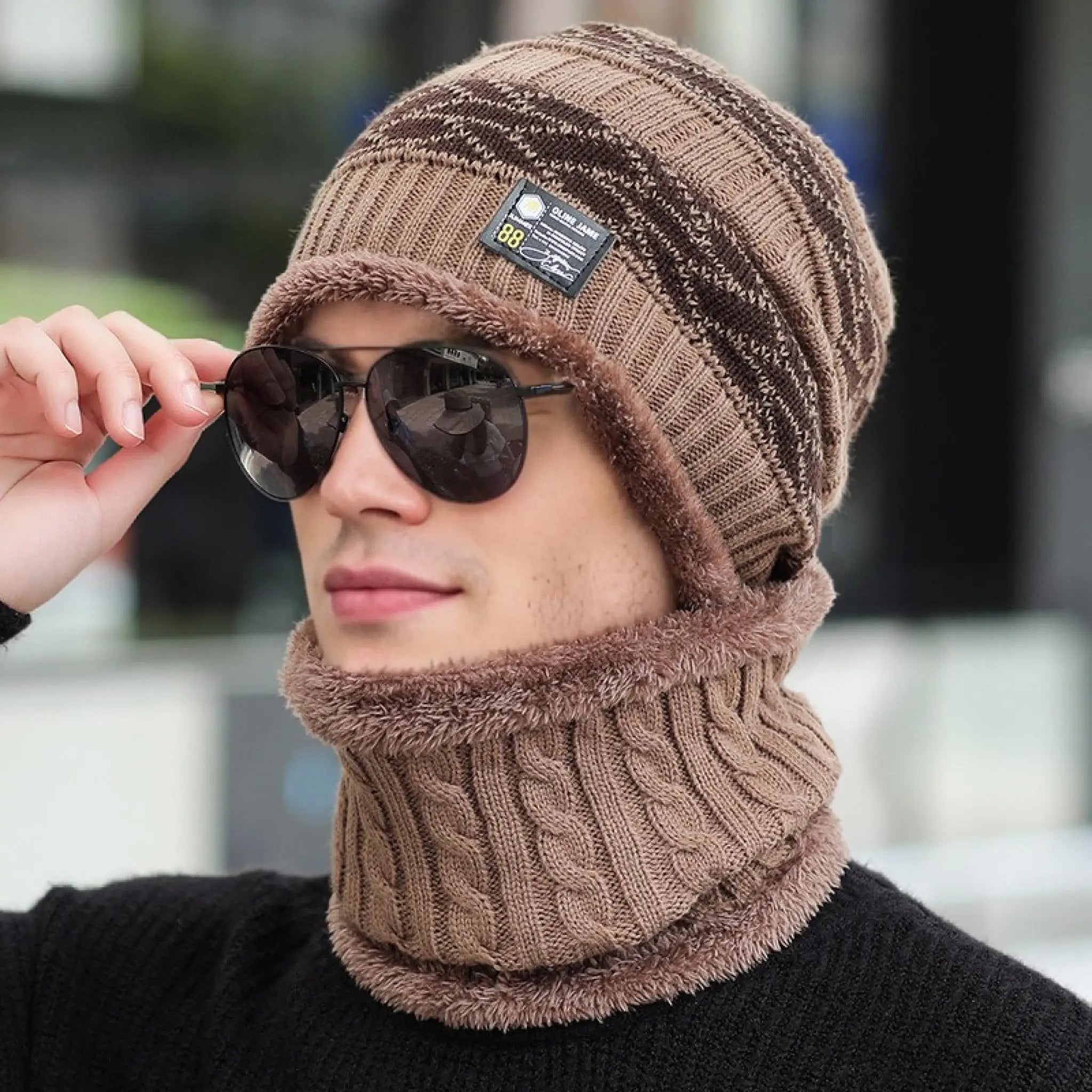 Hot Sale New Style Fashion Men & Women Knitted Hat Plush Fur Lining Thick Warm Hat Suit Stylish Winter Hats Leisure Beanie Cap ﻿