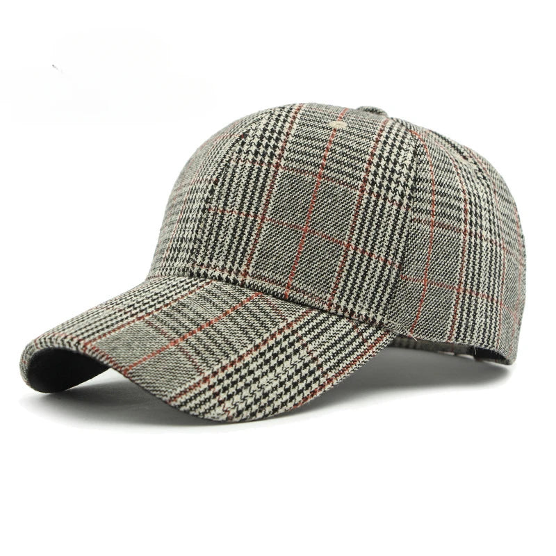 Fall Winter Hat Men's Spring Summer Outdoor Sunscreen Visor Classic Checkered Baseball Cap Hard Top Women's Cap Warm Peaked Cap