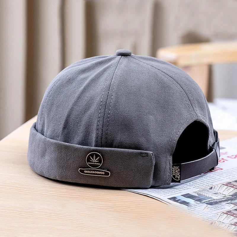 Unisex Vintage Docker Cap – Shark Embroidery Brimless Cotton Beanie Adjustable Dome Sun Hat